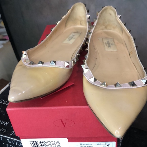 Valentino Cream Rockstud Pointed Flats 39 - Picture 2 of 5